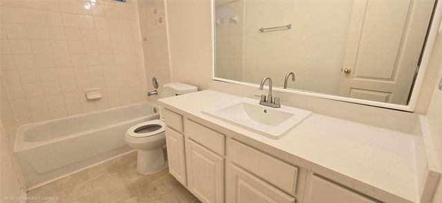 21038 Narrow Gate Drive, Houston, TX 77095