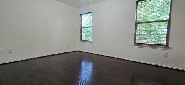21038 Narrow Gate Drive, Houston, TX 77095