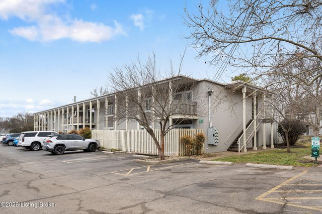 1935 Gardiner Ln J134, Louisville, KY 40205