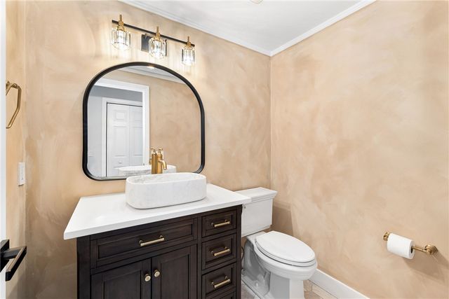 143 Morse Avenue, Warwick, RI 02886