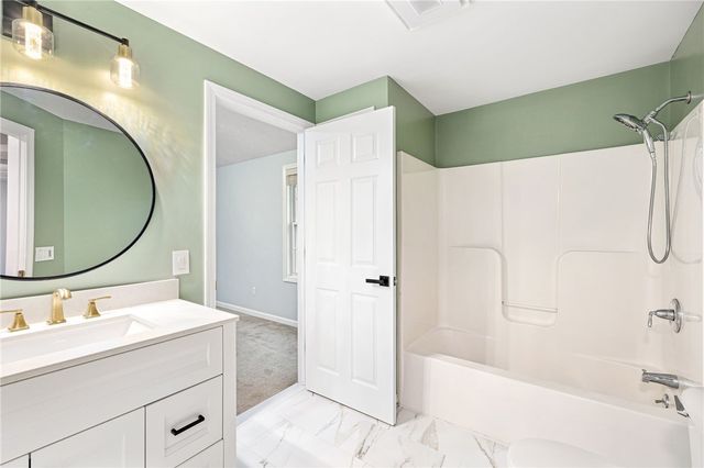 143 Morse Avenue, Warwick, RI 02886