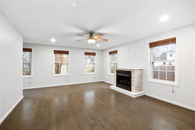 143 Morse Avenue, Warwick, RI 02886