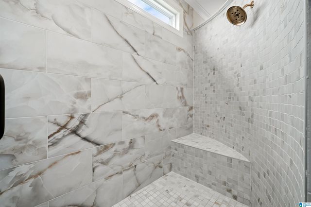 3904 CALVERT CIRCLE, Hoover, AL 35244