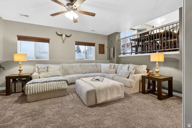 768 W 1090 N, Clinton, UT 84015