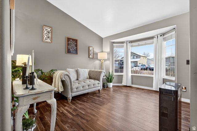 768 W 1090 N, Clinton, UT 84015