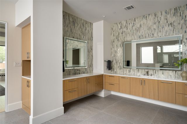 7522 Midbury Drive, Dallas, TX 75230