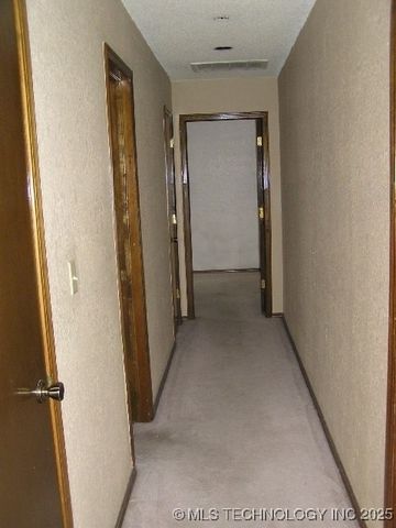 8228 S Jamestown Avenue, Tulsa, OK 74137