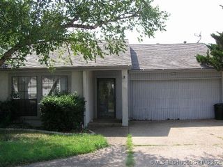 8228 S Jamestown Avenue, Tulsa, OK 74137