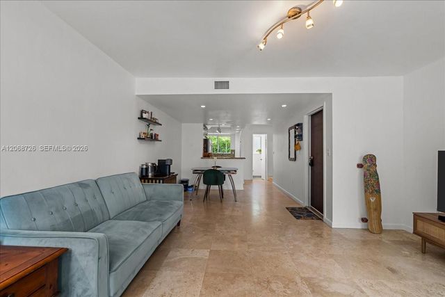 1914 SW 17th Avenue 24, Miami, FL 33145