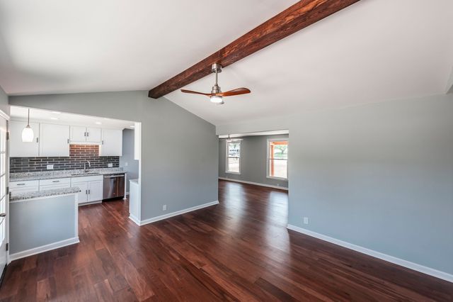 109 Valley View Dr, Old Hickory, TN 37138