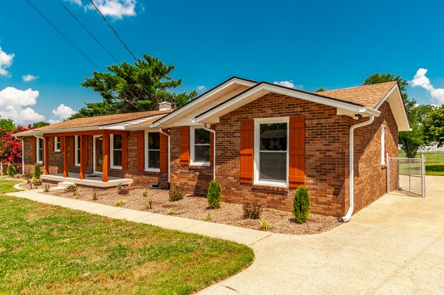 109 Valley View Dr, Old Hickory, TN 37138