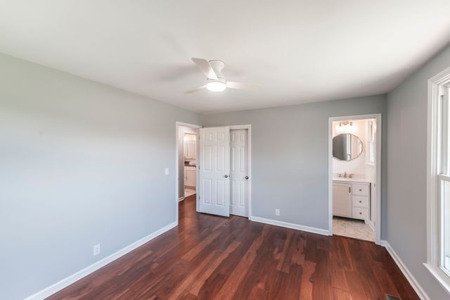 109 Valley View Dr, Old Hickory, TN 37138