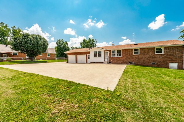 109 Valley View Dr, Old Hickory, TN 37138