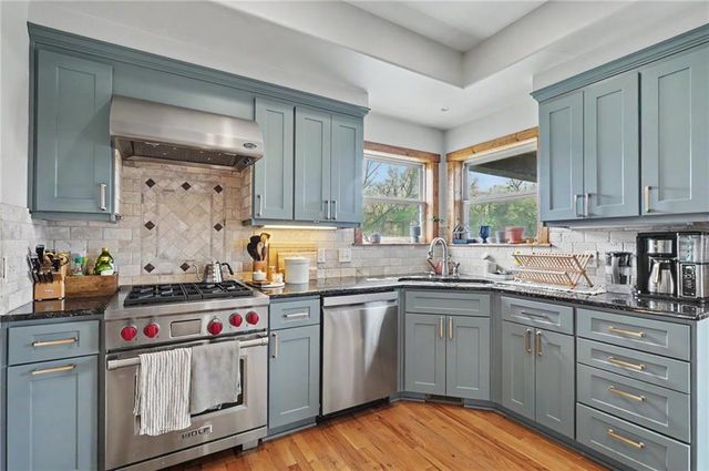 881 N 1928 Road, Lecompton, KS 66050