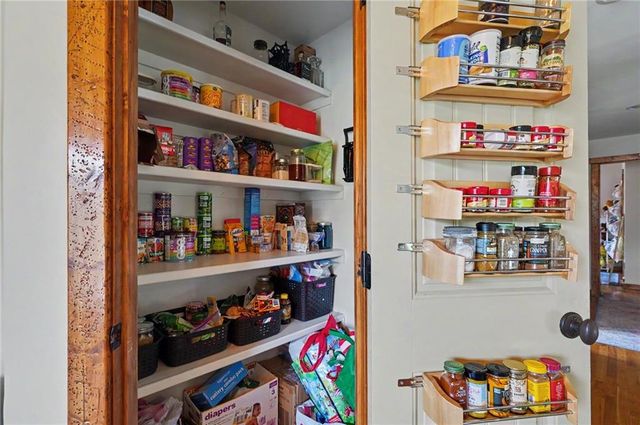 881 N 1928 Road, Lecompton, KS 66050