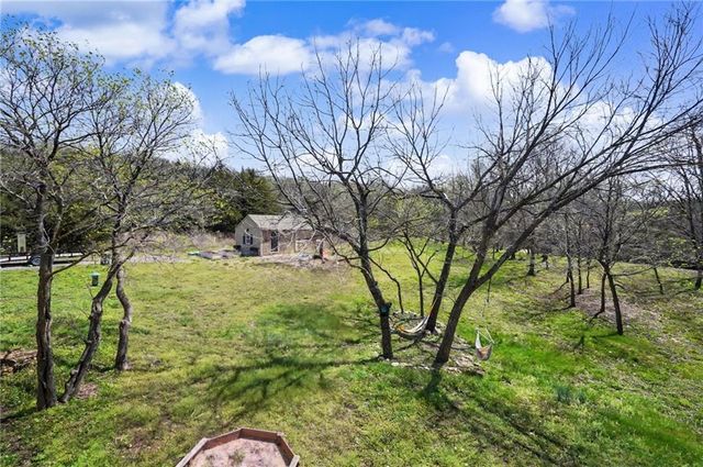 881 N 1928 Road, Lecompton, KS 66050