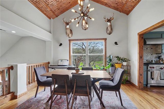 881 N 1928 Road, Lecompton, KS 66050