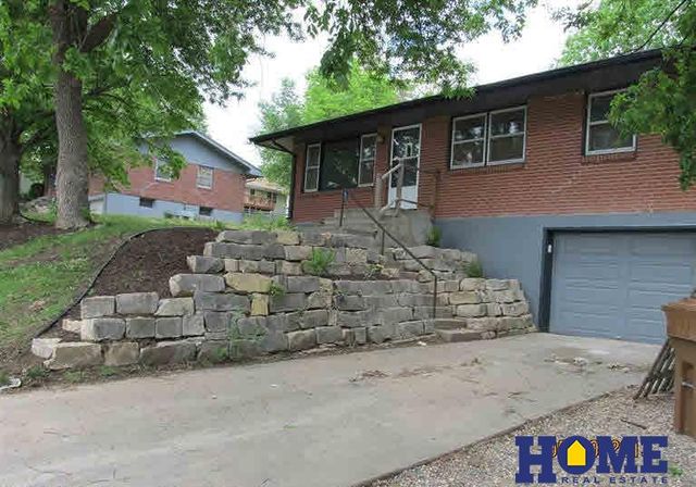 1326 Nelson Street, Lincoln, NE 68521