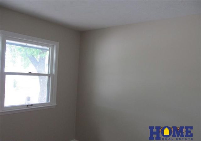 1326 Nelson Street, Lincoln, NE 68521