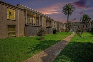 215 Post Office Street 508, Galveston, TX 77550