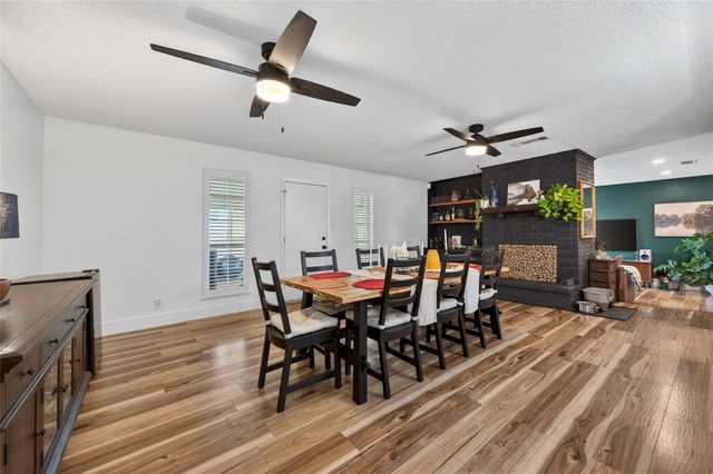 7362 Greenacres Drive, Fort Worth, TX 76112