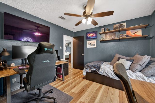 7362 Greenacres Drive, Fort Worth, TX 76112