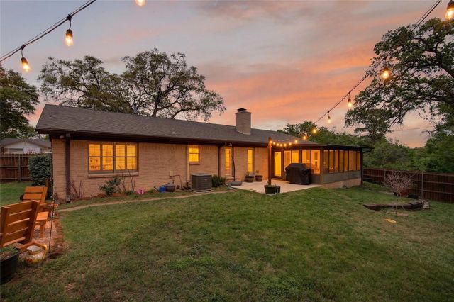 7362 Greenacres Drive, Fort Worth, TX 76112