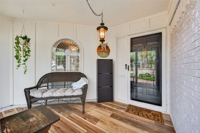 7362 Greenacres Drive, Fort Worth, TX 76112