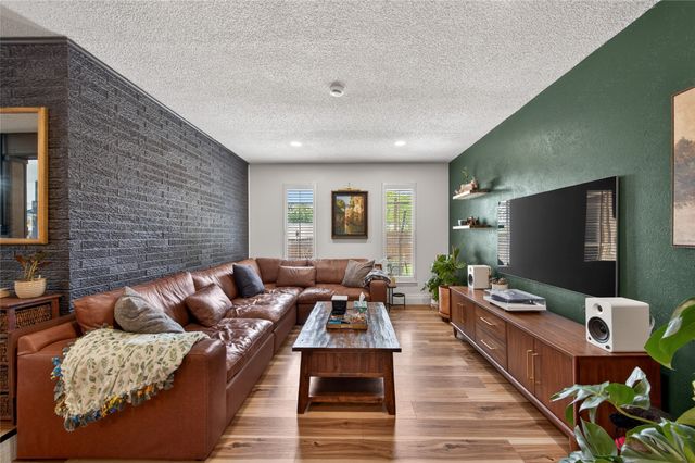 7362 Greenacres Drive, Fort Worth, TX 76112