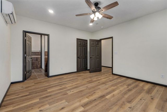 305 S Troy Avenue, Springfield, MO 65802