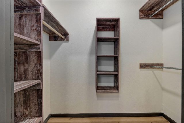 305 S Troy Avenue, Springfield, MO 65802