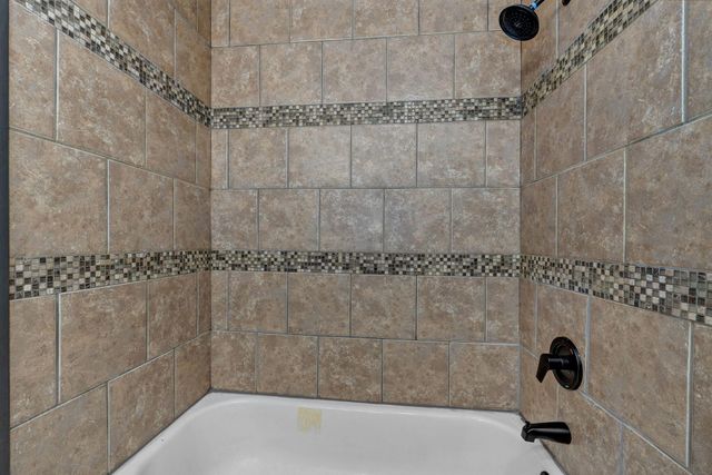 305 S Troy Avenue, Springfield, MO 65802