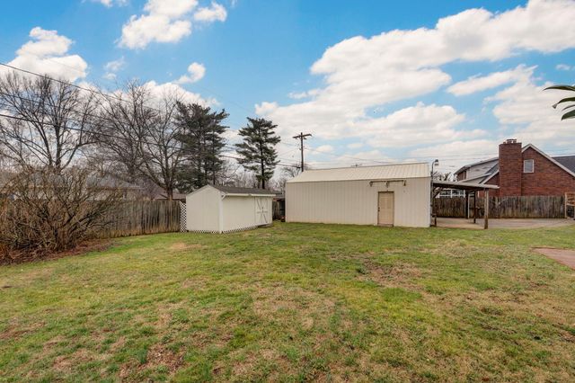 305 S Troy Avenue, Springfield, MO 65802