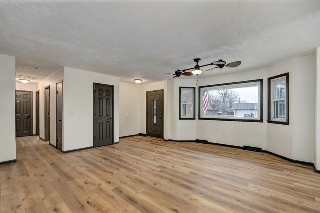 305 S Troy Avenue, Springfield, MO 65802