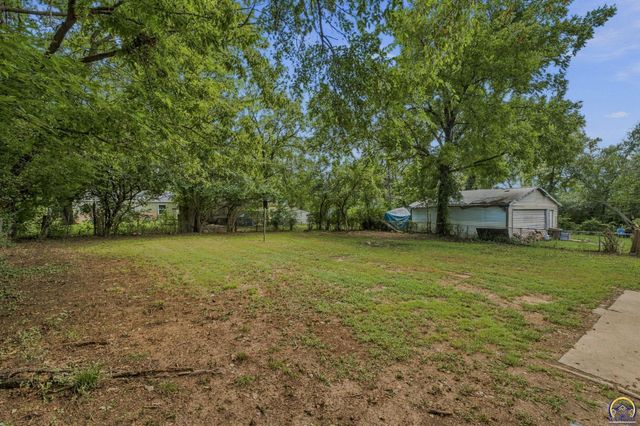 3308 SE Girard ST, Topeka, KS 66605