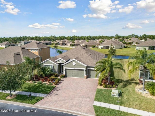 634 Easton Forest Circle SE, Palm Bay, FL 32909