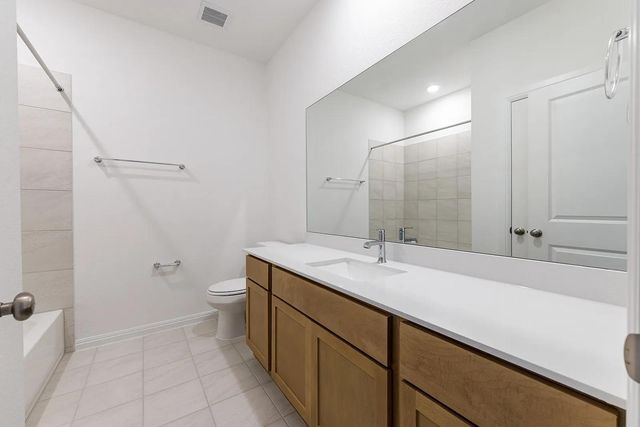 229 Kingswood DR, Bastrop, TX 78602