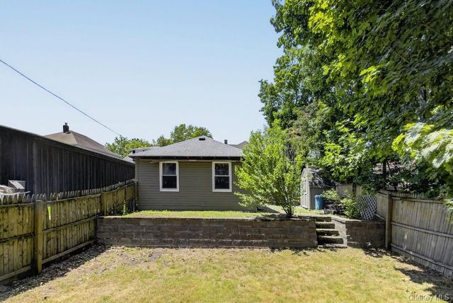 10 S Grand Avenue, Poughkeepsie, NY 12603