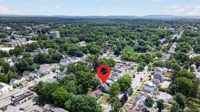 10 S Grand Avenue, Poughkeepsie, NY 12603