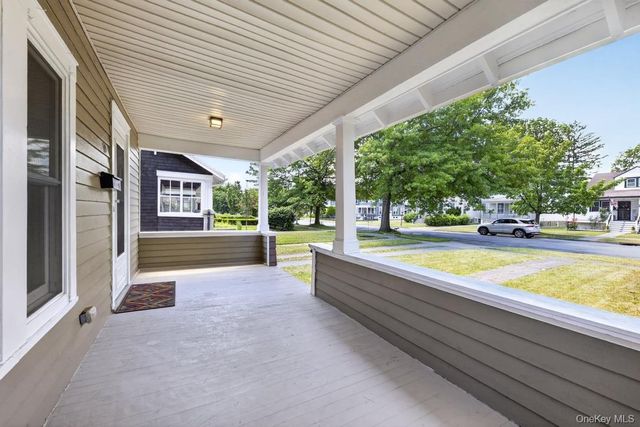 10 S Grand Avenue, Poughkeepsie, NY 12603