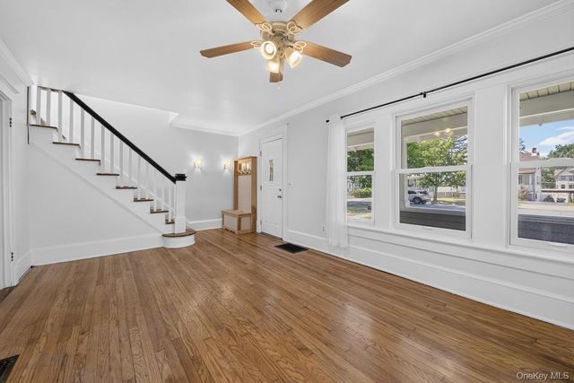 10 S Grand Avenue, Poughkeepsie, NY 12603
