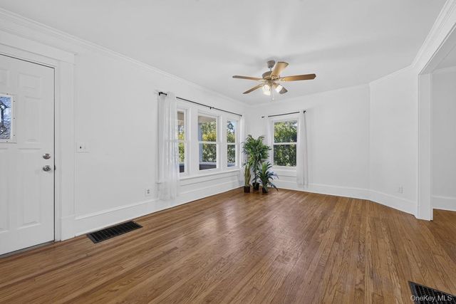 10 S Grand Avenue, Poughkeepsie, NY 12603