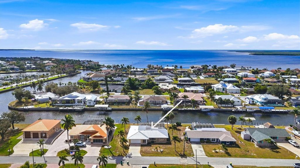 133 COLONIAL STREET SE, Port Charlotte, FL 33952