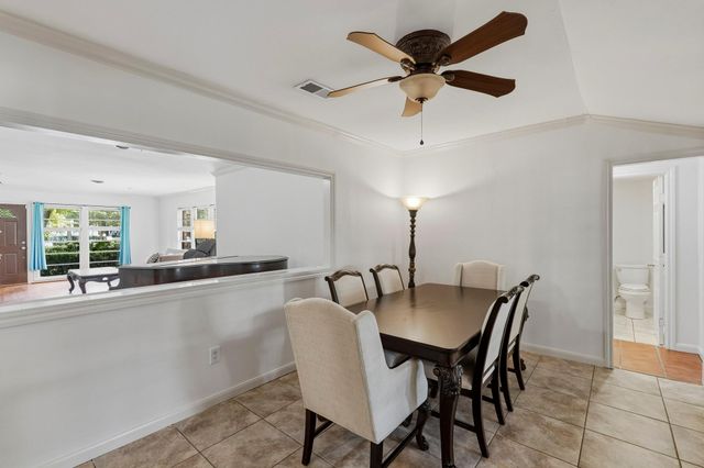 4612 Evergreen Street, Bellaire, TX 77401
