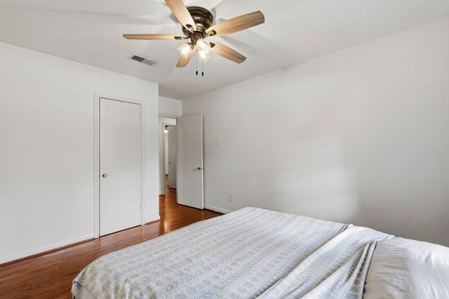 4612 Evergreen Street, Bellaire, TX 77401