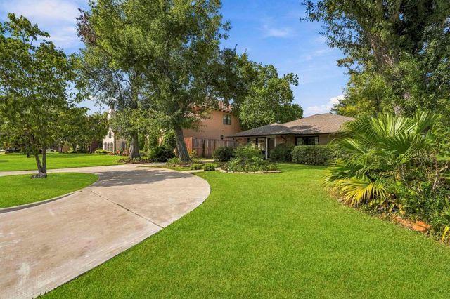 4612 Evergreen Street, Bellaire, TX 77401