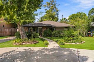 4612 Evergreen Street, Bellaire, TX 77401