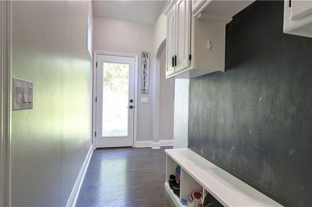 125 SE Battery Point, Lee's Summit, MO 64063