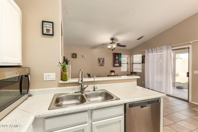 10986 W RIO VISTA Lane, Avondale, AZ 85323