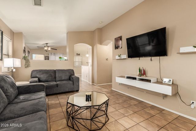 10986 W RIO VISTA Lane, Avondale, AZ 85323